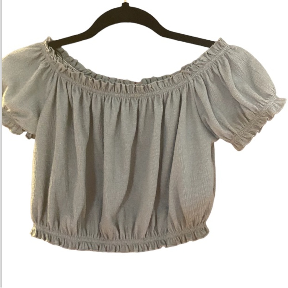 Divided by H&M. Stretch crop top. Size small. Sage green. on or off shoulder.